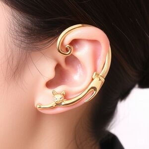 NWT Goldtone Stretching Cat Cuff Stud Earring